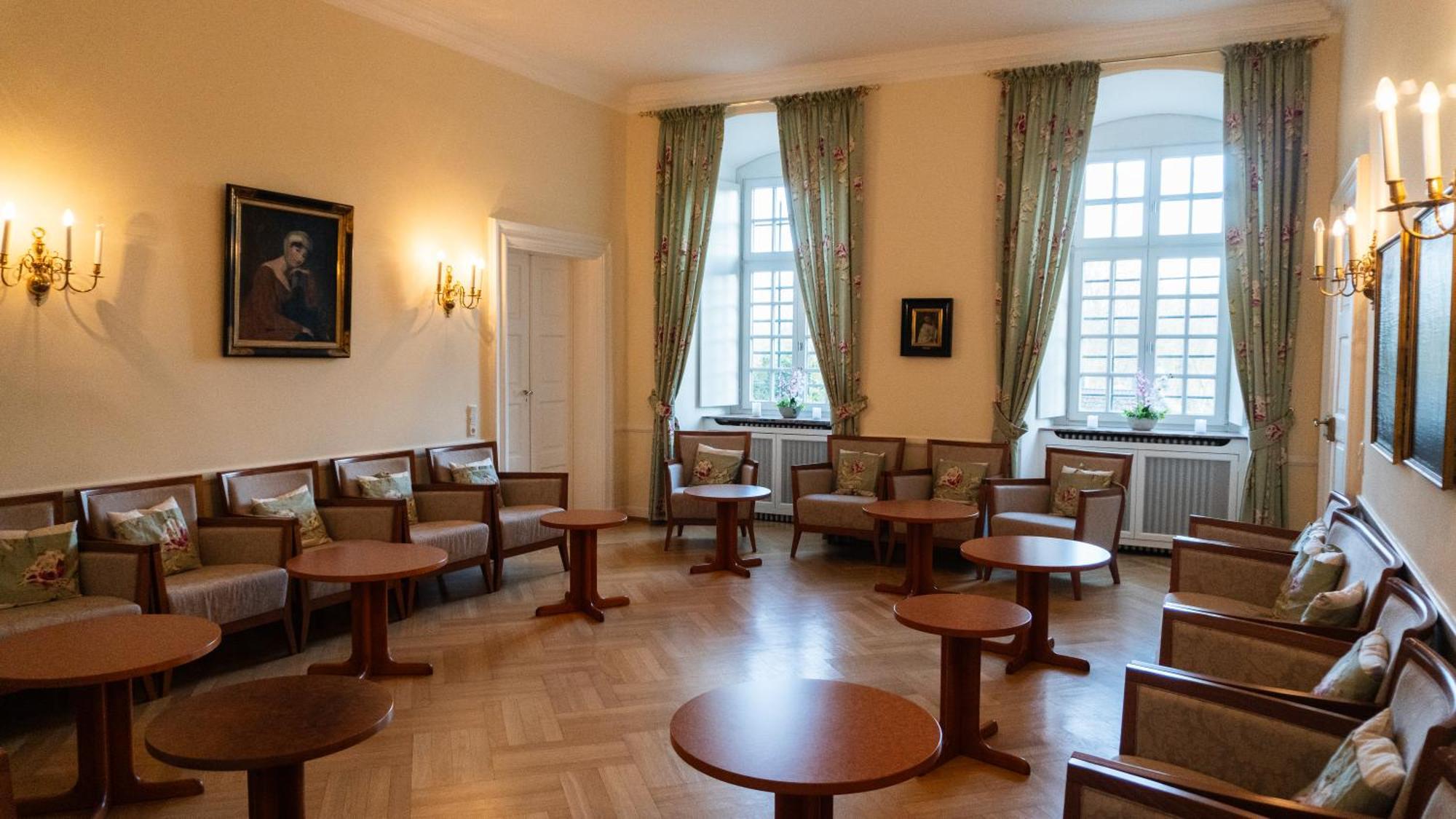 Hotel Schloss Hoehnscheid Bad Arolsen Eksteriør billede